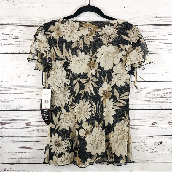 Believe Floral/Cheetah 2 LayerTop - Picture 3 of 7